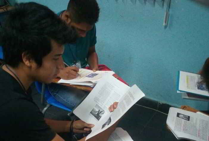 Alumnos de preparatoria en informatica